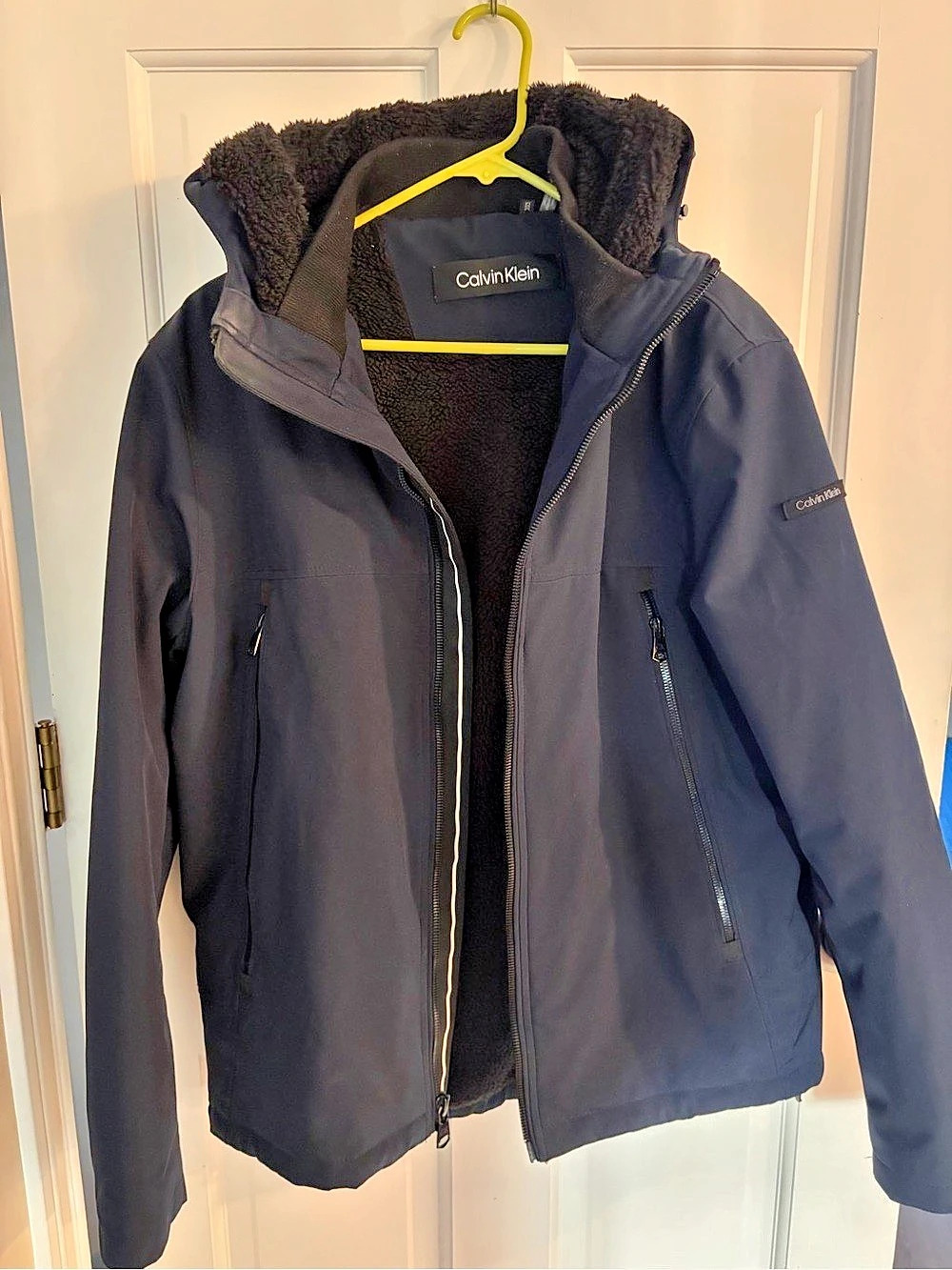 Calvin Klein Sherpa-Lined Hooded Jacket in Navy Like New, men’s Medium